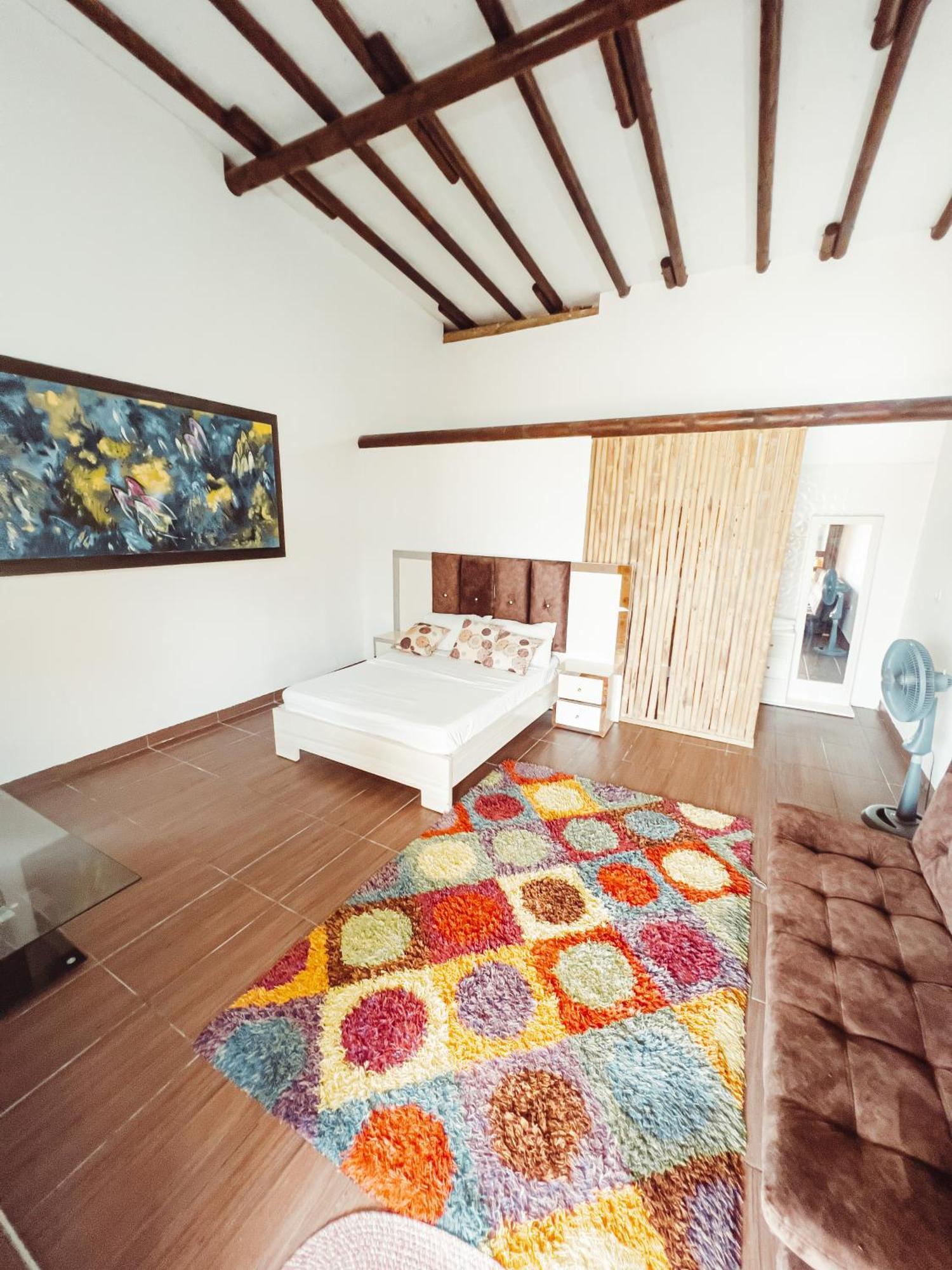 Medusa Hostel Isla Tintipan Tintipan Island Екстер'єр фото