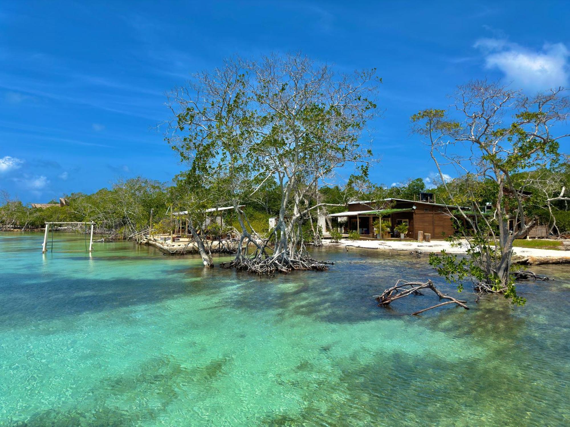 Medusa Hostel Isla Tintipan Tintipan Island Екстер'єр фото